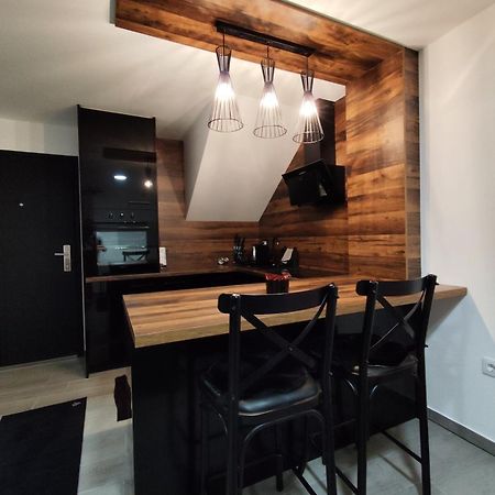 Oniks Apartment Lipik Exterior foto